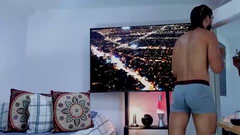 Hey im David that loves to explore and speak their fantasies. Very open talktative and nice. Feel free to chat with me online show from February 2026 12:01:02 PM