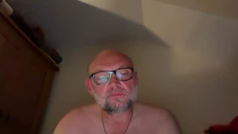davidmsmith69 online show from June 2026 11:54:01 PM
