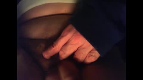 Snapshot of davidneedmore chatting on February 2025 05:03:02 AM davidneedmore online show from February 2025 05:03:02 AM