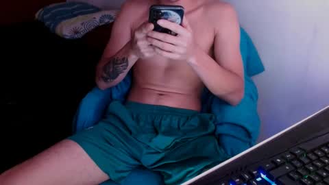 davidsalazar33 online show from March 2025 02:41:02 AM