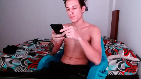 davidsalazar33 online show from October 2025 05:00:02 AM