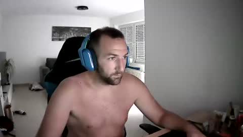 daviid420 online show from July 2026 01:04:01 PM