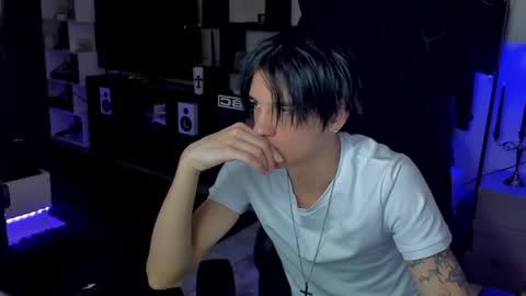 Snapshot of davisross chatting on July 2026 11:01:02 AM davis online show from July 2026 11:01:02 AM