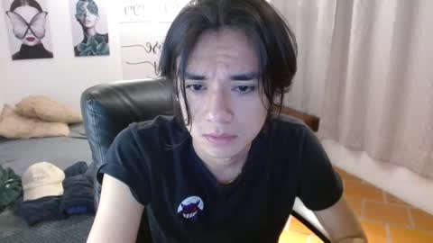 davoxer online show from October 2025 05:19:02 AM