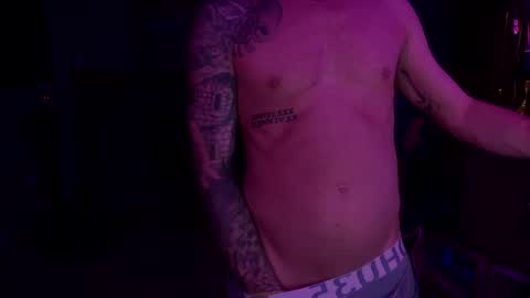 Snapshot of day__tripper chatting on March 2026 06:06:02 AM day tripper online show from March 2026 06:06:02 AM