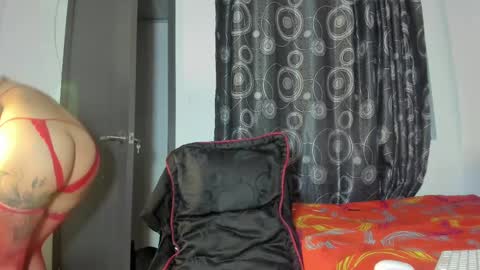 Snapshot of dayan_foxx chatting on February 2025 03:09:02 AM Dayan foxx online show from February 2025 03:09:02 AM