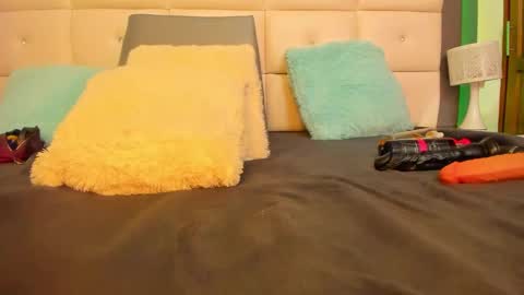 Snapshot of dayannabronx chatting on September 2025 10:32:02 PM DayannaBronx online show from September 2025 10:32:02 PM