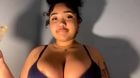 dayqueen1 online show from June 2026 11:35:01 AM