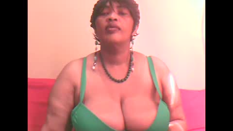 ddboobsnipples online show from April 2026 10:13:01 AM