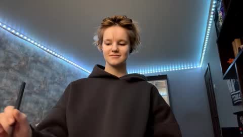 Sabrine online show from January 2026 01:05:02 PM