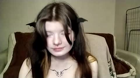 Snapshot of deannemillener chatting on May 2026 05:18:01 PM Camille online show from May 2026 05:18:01 PM