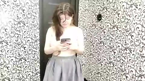 Snapshot of deannemillener chatting on May 2026 05:32:01 PM Camille online show from May 2026 05:32:01 PM