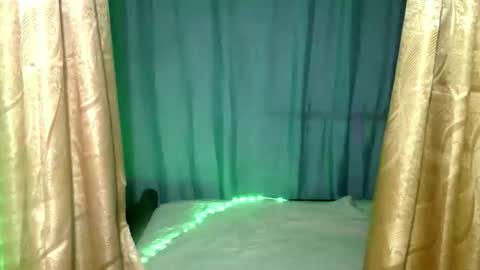 Snapshot of debbie_queen chatting on May 2026 03:39:02 PM debbie_queen online show from May 2026 03:39:02 PM