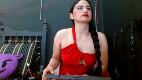 Deborah online show from November 2025 04:38:02 PM