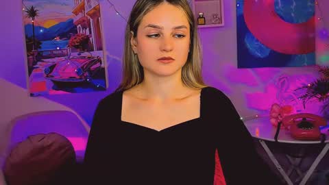 Snapshot of deboralarson chatting on December 2024 09:42:01 AM Debora online show from December 2024 09:42:01 AM