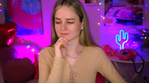 Snapshot of deboralarson chatting on March 2025 09:45:02 AM Debora online show from March 2025 09:45:02 AM