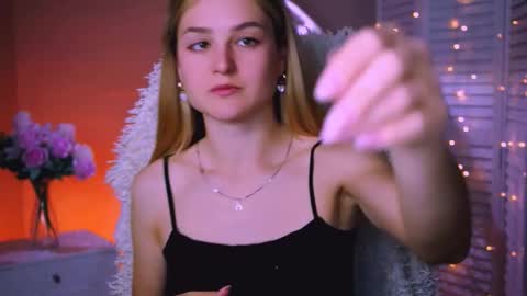 Snapshot of deboralarson chatting on September 2025 03:44:01 AM Debora online show from September 2025 03:44:01 AM