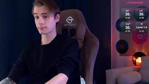 Snapshot of debugmee chatting on February 2026 05:21:01 PM Samuel online show from February 2026 05:21:01 PM