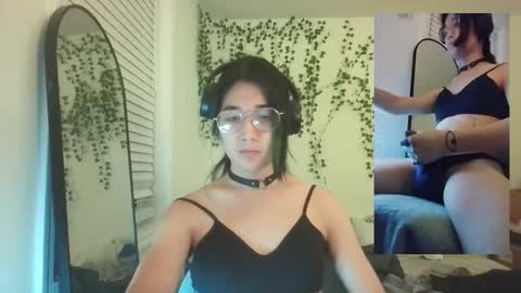 deciduousdoll online show from November 2025 06:04:02 AM