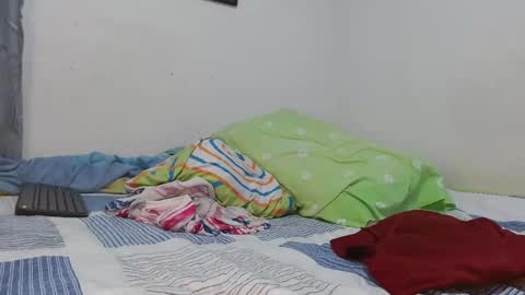 Santiago online show from February 2025 04:06:01 AM