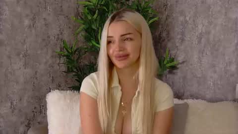 DeeaVIP online show from June 2026 07:28:02 AM