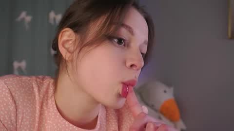 Lola online show from May 2026 12:11:02 PM