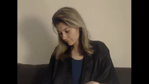 Snapshot of deelightfull chatting on December 2024 09:39:01 AM Deelightfull online show from December 2024 09:39:01 AM