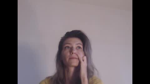 Snapshot of deelightfull chatting on September 2025 07:47:01 AM Deelightfull online show from September 2025 07:47:01 AM