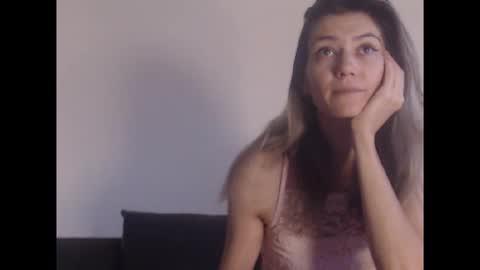 Snapshot of deelightfull chatting on September 2025 08:08:01 AM Deelightfull online show from September 2025 08:08:01 AM