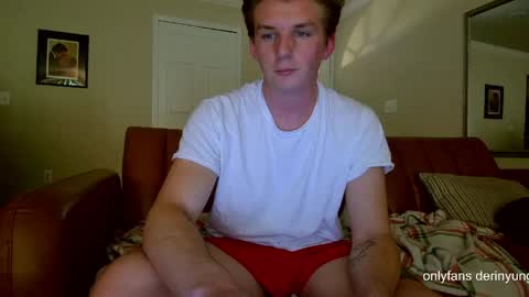 Snapshot of deeyungguy chatting on May 2026 05:42:01 PM more content and goodies online show from May 2026 05:42:01 PM