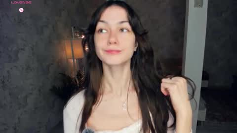 Amy online show from November 2025 07:35:02 PM