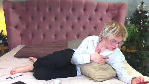 deficitt online show from January 2025 01:23:01 AM