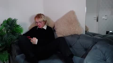 deficitt online show from January 2025 08:56:02 PM