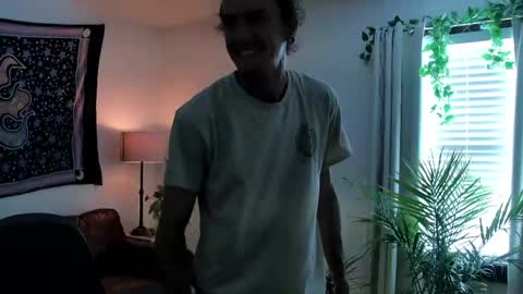 dam straight online show from April 2026 10:05:01 PM