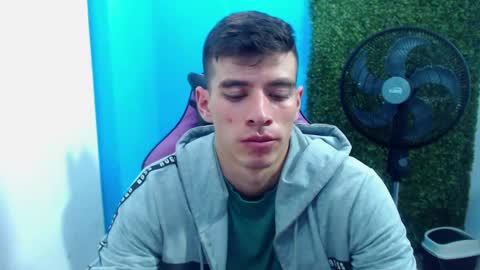 Snapshot of deiby_baby chatting on December 2024 03:03:02 AM DEIBY online show from December 2024 03:03:02 AM