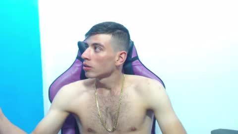 Snapshot of deiby_baby chatting on March 2025 11:43:02 PM DEIBY online show from March 2025 11:43:02 PM