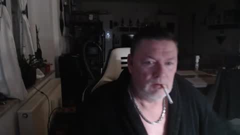 deinprinz2312 online show from December 2024 05:53:02 AM