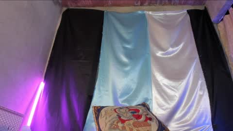 deisyharper online show from January 2025 08:15:01 AM