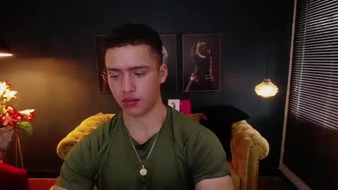 Snapshot of deivid_parker chatting on April 2026 05:52:01 PM Deivid online show from April 2026 05:52:01 PM