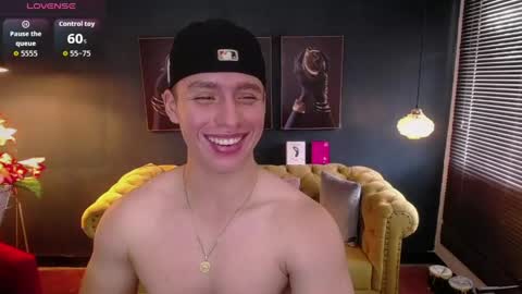 Snapshot of deivid_parker chatting on May 2026 03:38:01 PM Deivid online show from May 2026 03:38:01 PM