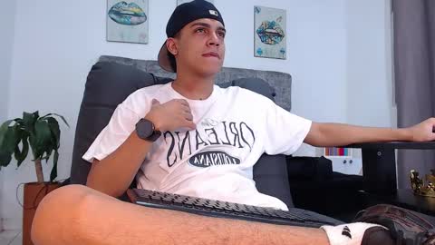 Deivid online show from October 2025 04:04:02 AM