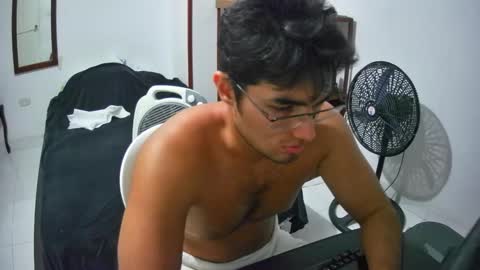 deividellobo online show from February 2025 02:50:02 AM