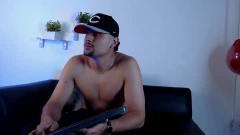  DEIVY  online show from December 2025 03:46:02 AM