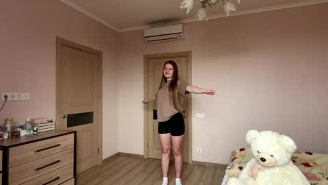 Mila online show from March 2026 09:32:02 AM