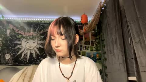 Alisa online show from March 2026 09:25:01 PM