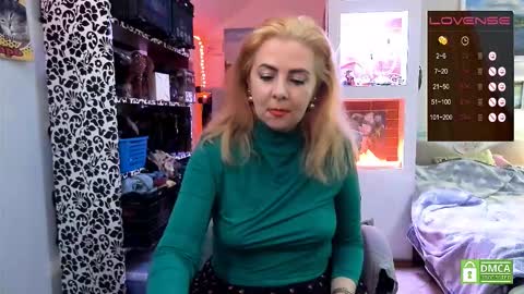 Snapshot of delicecat chatting on September 2025 09:37:02 PM Delicacat online show from September 2025 09:37:02 PM