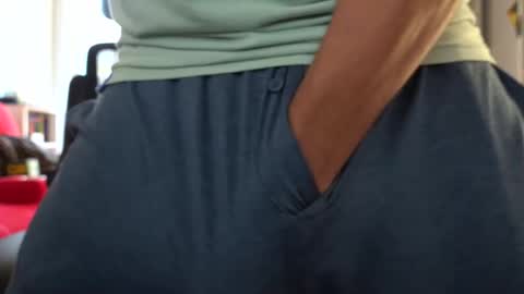 Snapshot of delicioso4u chatting on November 2025 04:31:02 PM delicioso4u online show from November 2025 04:31:02 PM