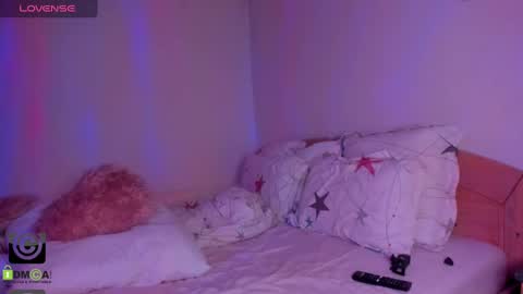 Mila online show from March 2025 05:43:02 AM