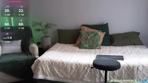 Kitty online show from November 2025 07:43:01 AM