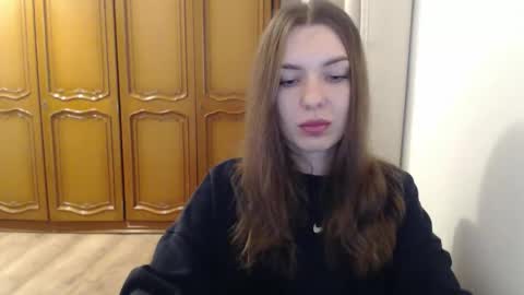 Aurora online show from November 2025 06:46:02 AM